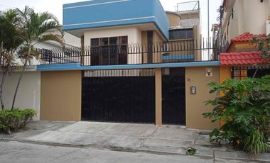 GARZOTA-NORTE DE GUAYAQUIL, Alquilo Casa 3 dormitorios $870.
(Sector cerrado)