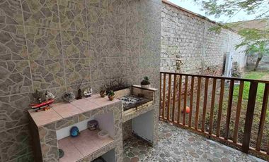 VENDO CASA EN LAS SALINAS, CHILCA, LIMA  AMOBLADA 3 DORMITORIOS