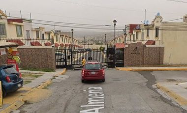 CVB (EMB) CASA EN VENTA DE CONTADO EN HUEHUETOCA  EDO MEX