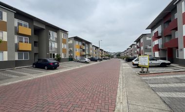 En venta departamento de 2 dormitorios en urb.Villas del Rey.