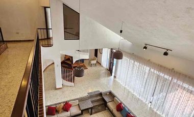 URB.LA FUENTE, Alquilo Casa Amplia Amoblada, 5 dormitorios, $1500.
