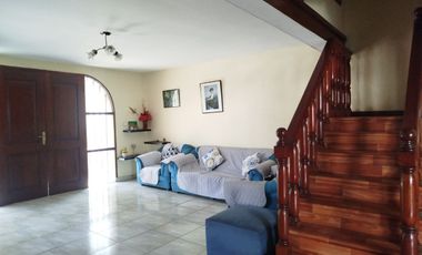 VENTA DE CASA EN CHACLACAYO RES. GIRASOLES 200 M2 $235,000