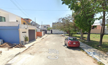 CASA EN VENTA EN SAN FRANCISCO CHÚBURNA, MÉRIDA, YUC. 