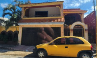 CASA EN VENTA EN SAN FRANCISCO CHÚBURNA, MÉRIDA, YUC. 