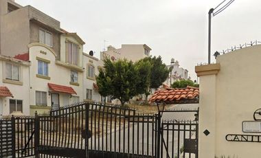 CVB (EMB) CASA EN VENTA DE CONTADO EN HUEHUETOCA  EDO MEX