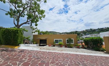 Las Cañadas Casa en Venta en Coto San Ángel con Hermosa Vista