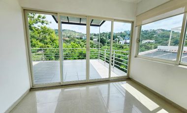 Las Cañadas Casa en Venta en Coto San Ángel con Hermosa Vista