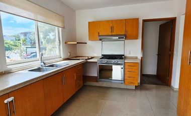 Las Cañadas Casa en Venta en Coto San Ángel con Hermosa Vista