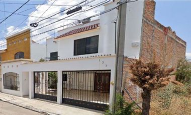 VENTA DE CASA EN AGUASCALIENTES, MONTEBELLO