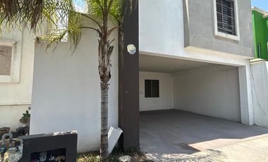 CASA EN VENTA AL ORIENTE DE SALTILLO EN FRACCIONAMIENTO PUERTA DEL REY