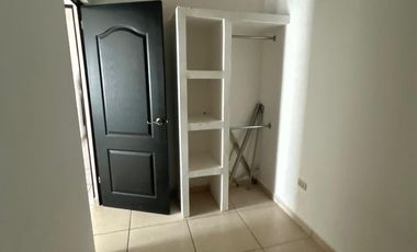 CASA EN VENTA AL ORIENTE DE SALTILLO EN FRACCIONAMIENTO PUERTA DEL REY