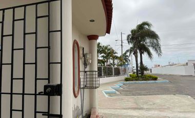 Vendo Casa en Salinas Vía a Mar Bravo, avenida Punta Carnero