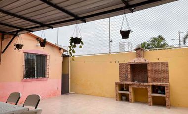 Vendo Casa en Salinas Vía a Mar Bravo, avenida Punta Carnero