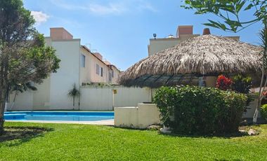 SE VENDE CASA EN COLINAS DEL ALTAR, TEMIXCO
