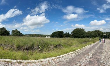 SE VENDE TERRENO EN FRACC. HARAS FLOR DEL BOSQUES, CERCA DE PERIFERICO ECOLÓGICO, FEDERAL A TEHUACAN.