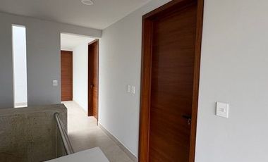 ESTRENA CASA RENTANDO TOTALMENTE REMODELADA