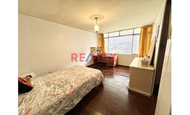 Bajo De Precio!! 🏡Casa En San Borja 378 M2 Límite Con San Isidro - Para Remodelar O Construir