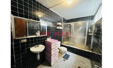 Bajo De Precio!! 🏡Casa En San Borja 378 M2 Límite Con San Isidro - Para Remodelar O Construir