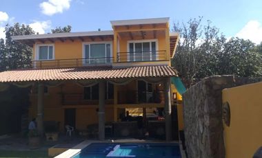 CASA EN VENTA EN FRACCIONAMIENTO EL ROBLE EL ARENAL JALISCO