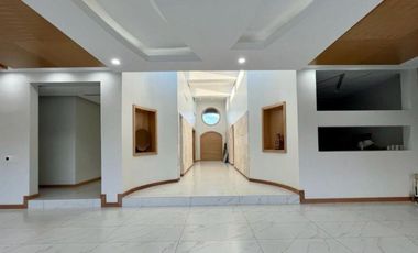 Residencia tipo villa C. Juarez