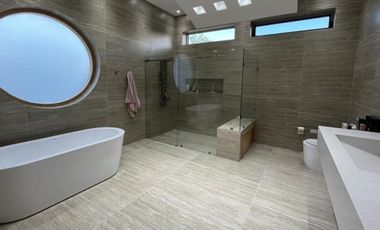 Residencia tipo villa C. Juarez