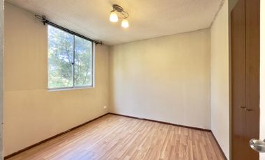 Se vende departamento duplex de dos pisos, 3 piezas 1 baño, estacionamiento, Curicó