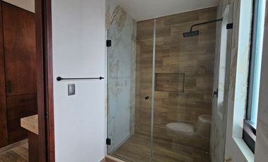 CASA DE ESTILO MODERNO NUEVA EN FRACCIONAMIENTO