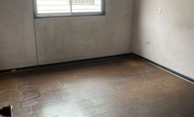 Vendo casa grande en Macul a pasos de la municipalidad