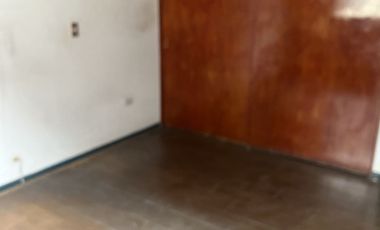 Vendo casa grande en Macul a pasos de la municipalidad