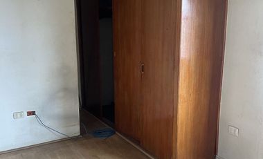Vendo casa grande en Macul a pasos de la municipalidad
