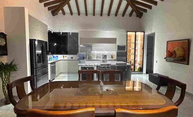 Casa campestre en unidad cerrada La Ceja