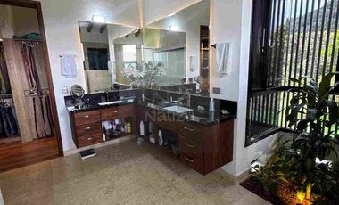 Casa campestre en unidad cerrada La Ceja