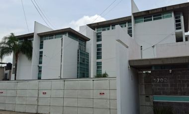 Departamento amueblado en renta en Valle del Campestre