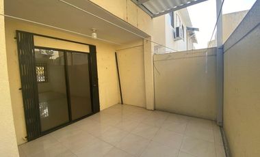 CASA EN VENTA EN EXCLUSIVA URBANIZACIÓN VOLARE.