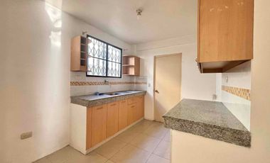 CASA EN VENTA EN EXCLUSIVA URBANIZACIÓN VOLARE.