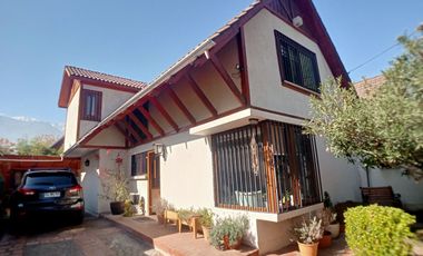 Casa Peñalolen 5 Dorm 3 Baños, piscina, Jumbo