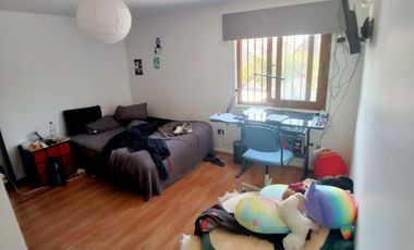 Casa Peñalolen 5 Dorm 3 Baños, piscina, Jumbo