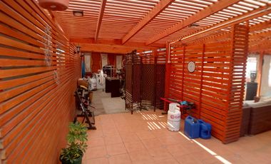 Casa Peñalolen 5 Dorm 3 Baños, piscina, Jumbo