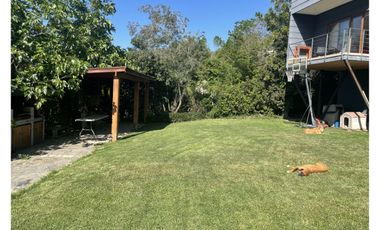 Casa Moderna En El Arrayán Con Maravillosa Vista Y Jardín.