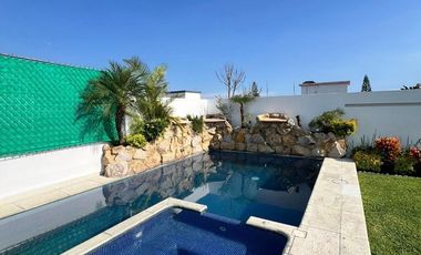 CASA EN RENTA O VENTA EN UN NIVEL