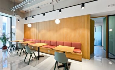 Alquiler de oficinas bellamente diseñadas para 5 personas en Puebla, Fratta Center