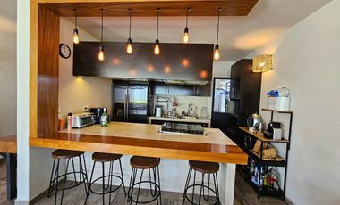 CASA EN VENTA CON GRAN JARDIN