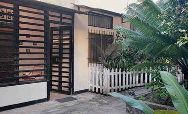 Alquilo Casa 03 habitaciones en Urbanización Juan Pablo II, IQUITOS, Perú