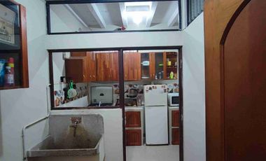 Alquilo Casa 03 habitaciones en Urbanización Juan Pablo II, IQUITOS, Perú