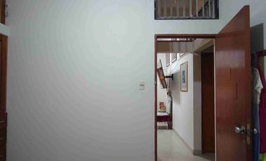 Alquilo Casa 03 habitaciones en Urbanización Juan Pablo II, IQUITOS, Perú