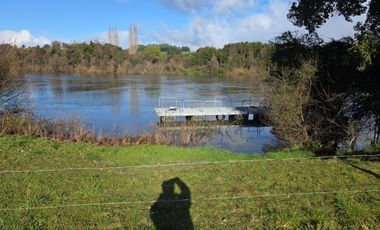PARCELA CON EMBARCADERO A RIO NAVEGABLE, OSORNO
