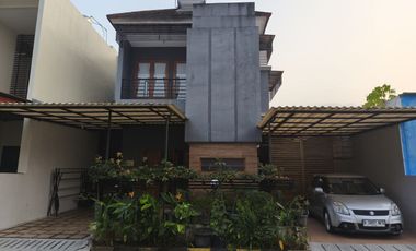 JUAL MURAH RUMAH PALAGAN UTARA HOTEL HYATT JOGJA, DALAM PERUMAHAN DAN KOLAM RENANG