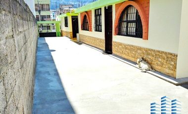 🏡✨ Amplia Casa Remodelada de Una Sola Planta en el Sur de Quito – Barrio Clemente Ballén ✨🏡