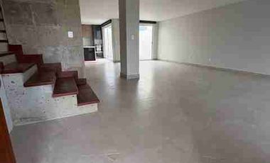 FRACCIONAMIENTO EN ZONA RESIDENCIAL EXCLUSIVA CON RAPIDO ACCESO A VIAS PRINCIPALES, MUY CERCA DE AREA COMERCIAL, BANCOS, COLEGIOS Y SALIDA RAPIDA A CDMX