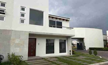 FRACCIONAMIENTO EN ZONA RESIDENCIAL EXCLUSIVA CON RAPIDO ACCESO A VIAS PRINCIPALES, MUY CERCA DE AREA COMERCIAL, BANCOS, COLEGIOS Y SALIDA RAPIDA A CDMX